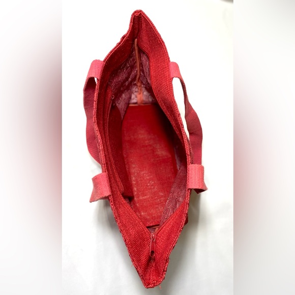 Jute Pocket Tote in Coral Red - Picture 11 of 12